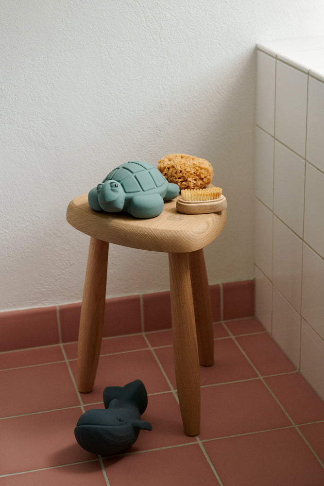 XL Yrsa Bath Toy Whale Blue